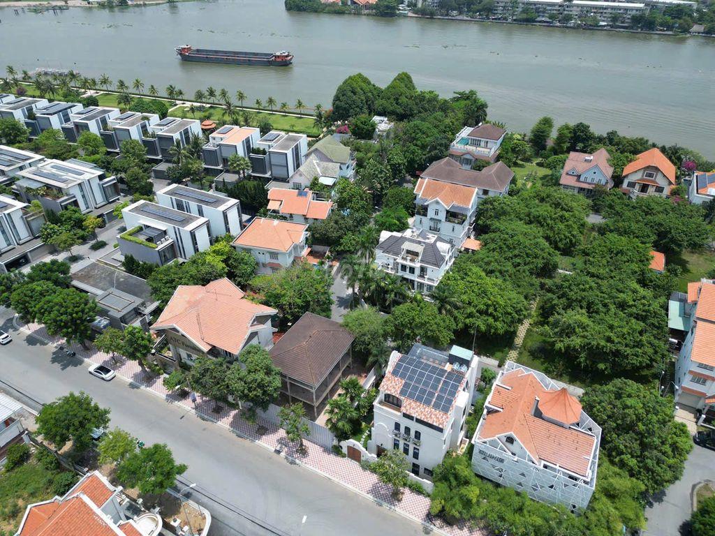 Bán Villa Khu Compound Bờ Sông Nguyễn Văn Hưởng, Thảo Điền.  