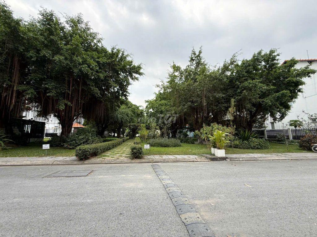 Bán Villa Khu Compound Bờ Sông Nguyễn Văn Hưởng, Thảo Điền.  