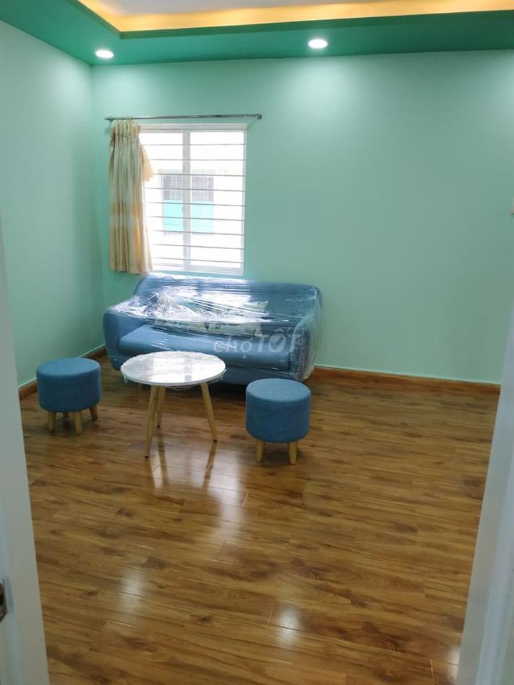 Bán căn hộ thang máy lầu cao tại 336/24 Nguyễn Văn Luông, giá 2 tỷ