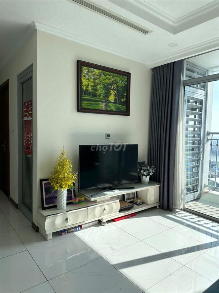 Bán căn hộ 2pn Vinhome, view thoáng, lầu cao, diện tích lớn
