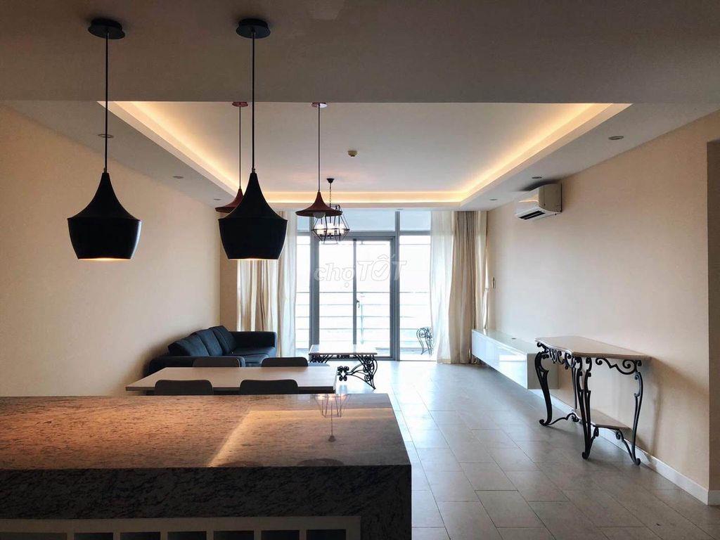 Cho thuê căn hộ quận 1, dt lớn, ngày trung tâm