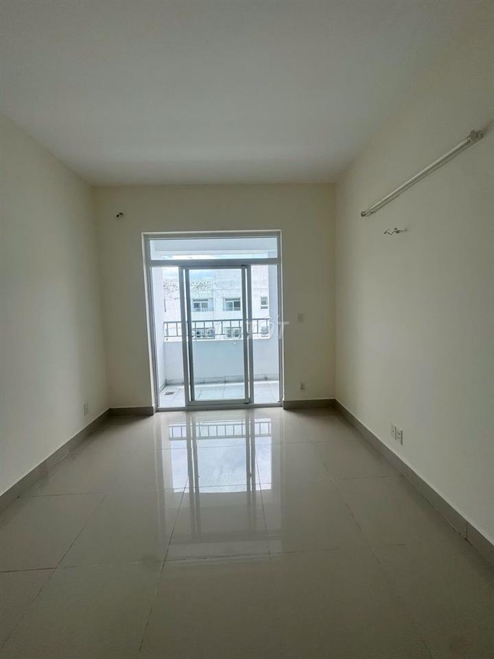 Chung Cư 1050 Phan Chu Trinh.căn hộ Penthouse 61,5m2. 2 PN.View đẹp