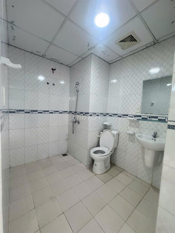 Chung Cư 1050 Phan Chu Trinh.căn hộ Penthouse 61,5m2. 2 PN.View đẹp
