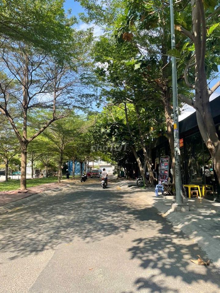 Bán gấp nhà 37/20 Đặng Thùy Trâm, DT 4X16M. Trệt 2 Lầu ST.
