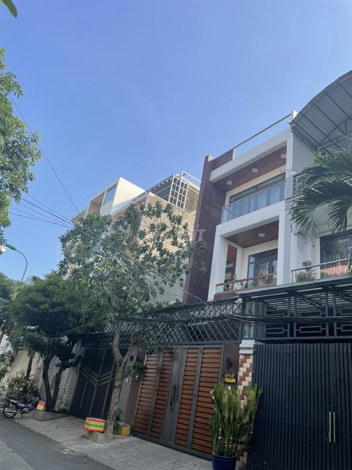 Nhà đẹp 122/9  Bình Lợi.DT 5x20m. trệt 2 lầu ST.