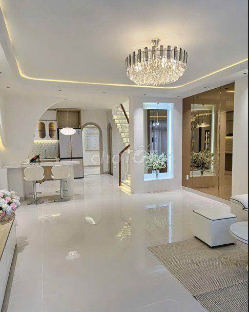 Nhà Đẹp View Công Viên Bình Lợi, DT 5X20M. Trệt 2 lầu ST