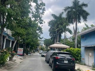 Bán đất 179/68 Đặng Thùy Trâm. view sông, dt 10x21m. dtcn 210m2