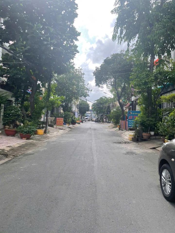 Đất đẹp  Bình Lợi, DT 6x20m. View sông Sài Gòn. hẻm xe tải thông