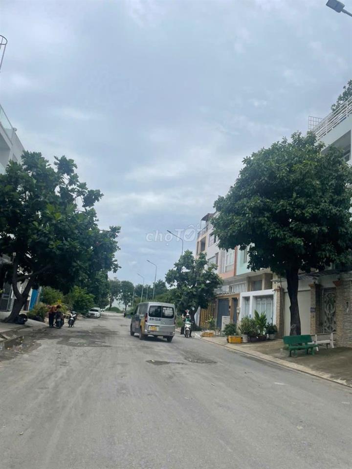 Đất Đặng Thùy Trâm 2 mặt tiền. Ngay công viên, view Sông. DT 6X20M