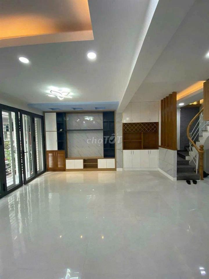 Nhà 225/15 Bình Lợi. dt 5x21m. dtcn 105m2. Trệt 1 lầu.