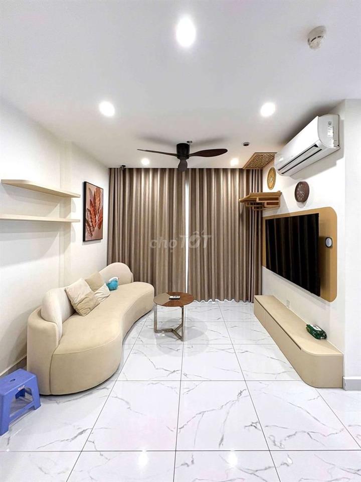 C/c nguyễn thượng hiền 50m/2pn ,ở ngay Như Hình/ đã có sổ vay bank70% 