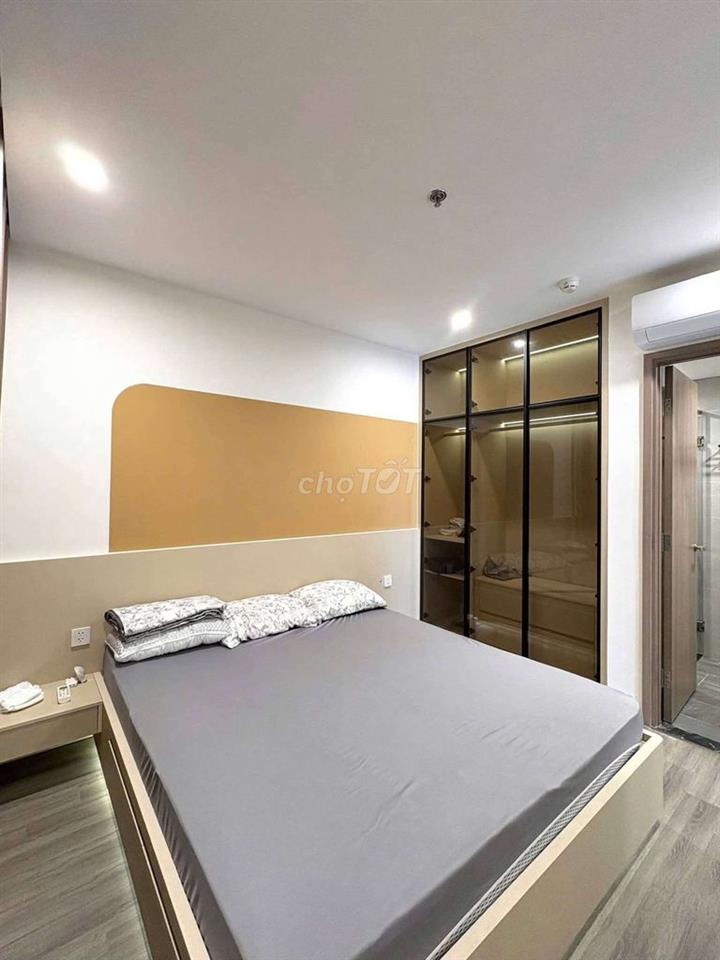 C/c nguyễn thượng hiền 50m/2pn ,ở ngay Như Hình/ đã có sổ vay bank70% 