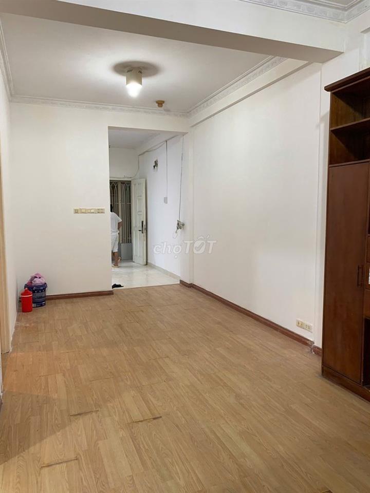 Bán chung cư Ngô Tất Tố, tầng cao, dt 66m2 2pn 1wc