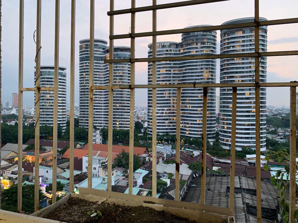 Bán chung cư Ngô Tất Tố, tầng cao, dt 66m2 2pn 1wc