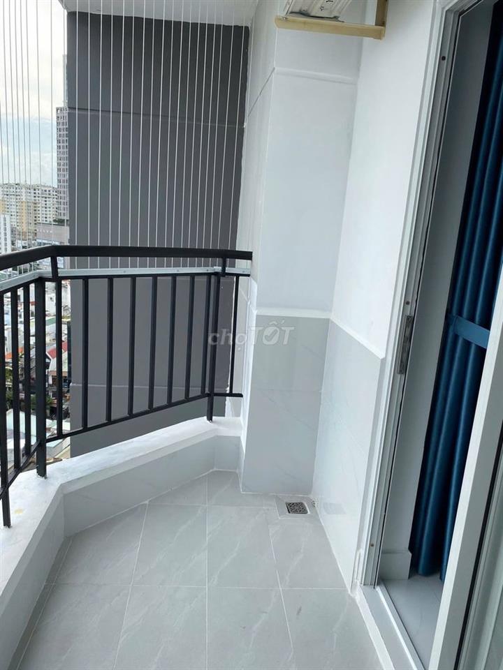 Bán chung cư Thế Kỷ 21, dt 70m2 2pn 1wc ban công ĐÔNG NAM