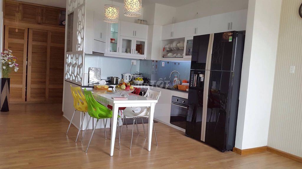 Bán căn hộ Indochina Park Tower Q1 , dt 110m2 3pn 2wc tầng cao