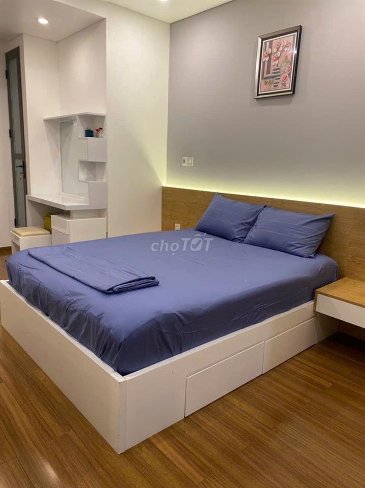 Bán căn hộ 2PN 2WC 101m2 Pearl Plaza, Q. Bình Thạnh, full NT, 8.5 tỷ