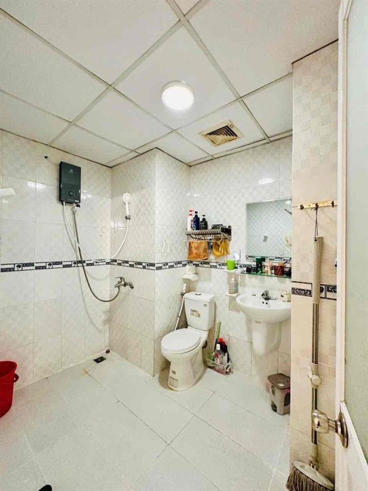 Căn hộ CC ngay trung tâm Bình Thạnh, đã có sổ hồng