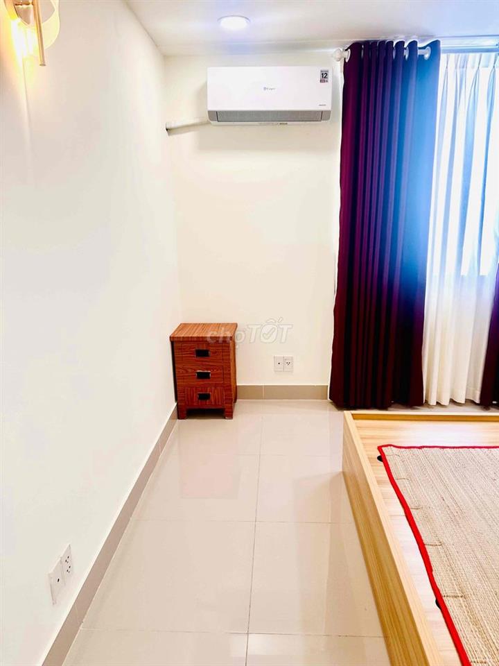 Căn hộ chung cư 2 PN ngay trung tâm Bình Thạnh