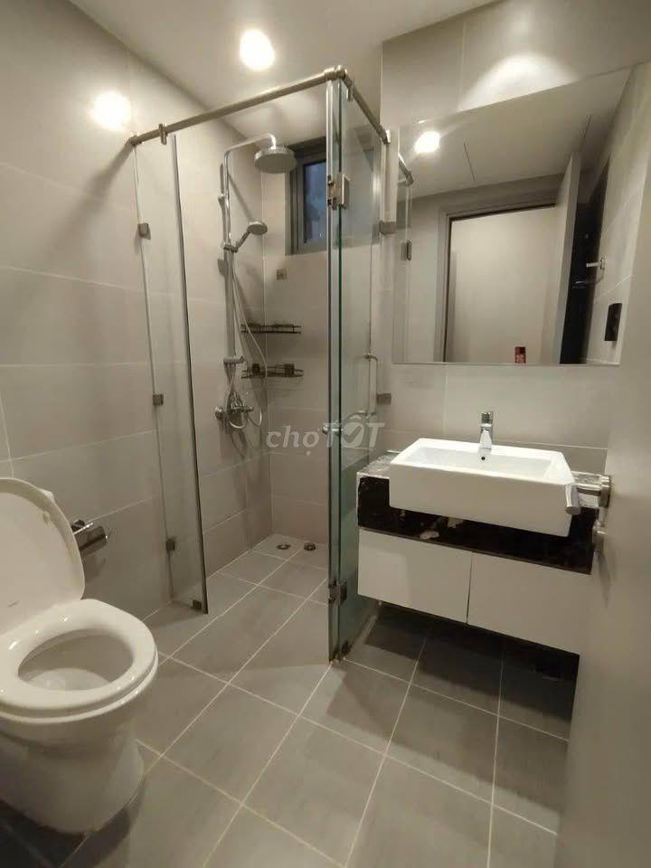 CH,GẦN CV GIA ĐỊNH,2PN, SHR, NT CAO CẤP,CẮT LỔ 2TỶ268, BANK80%,CÓ GÓP.