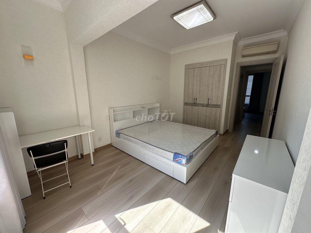 Bán căn hộ The Manor2, tầng thấp, 68m2