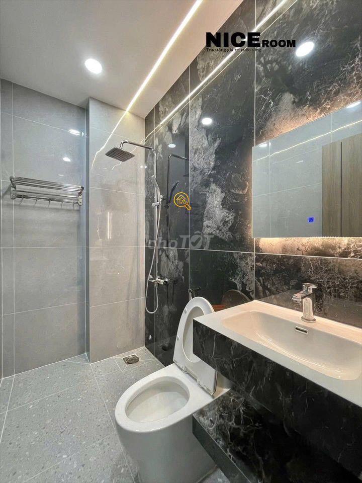 Căn hộ mới 100%, sát ĐH Văn lang, Emart Gò Vấp, City Land, 15p qua Q1