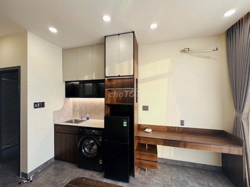 Căn hộ mới 100%_thang máy_gần Phạm Văn Đồng_cv Gia Định_VLU_City Land 