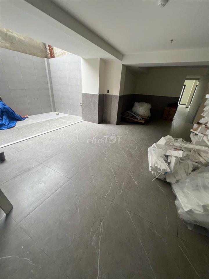 Căn hộ mới 100%_thang máy_gần Phạm Văn Đồng_cv Gia Định_VLU_City Land 