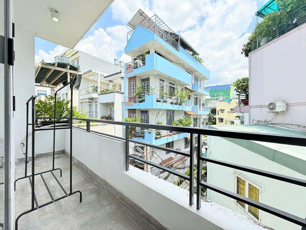 Nhà tớ - trống ph Bancony đc thiết kế lấy Ság và Gió tự nhiên ngay PĐL