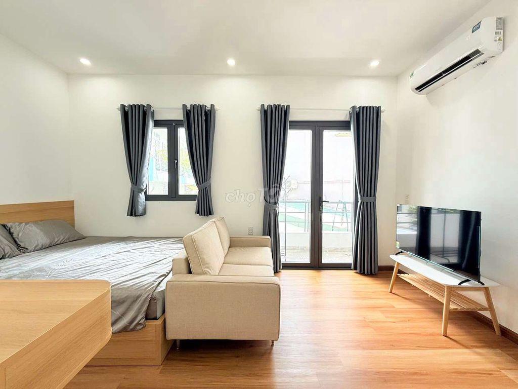 Nhà tớ - trống ph Bancony đc thiết kế lấy Ság và Gió tự nhiên ngay PĐL