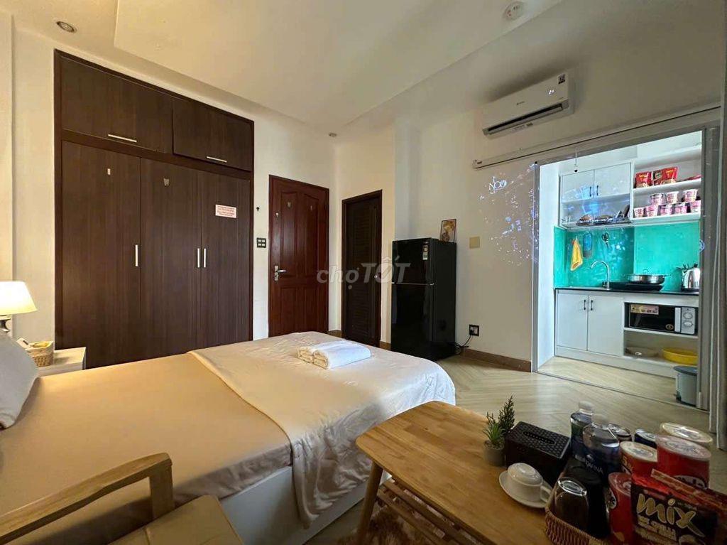 🔥 Nhà Thuê - Studio Bancony mới ngay Phan Đăng Lưu, ngã 4 Phú Nhuận