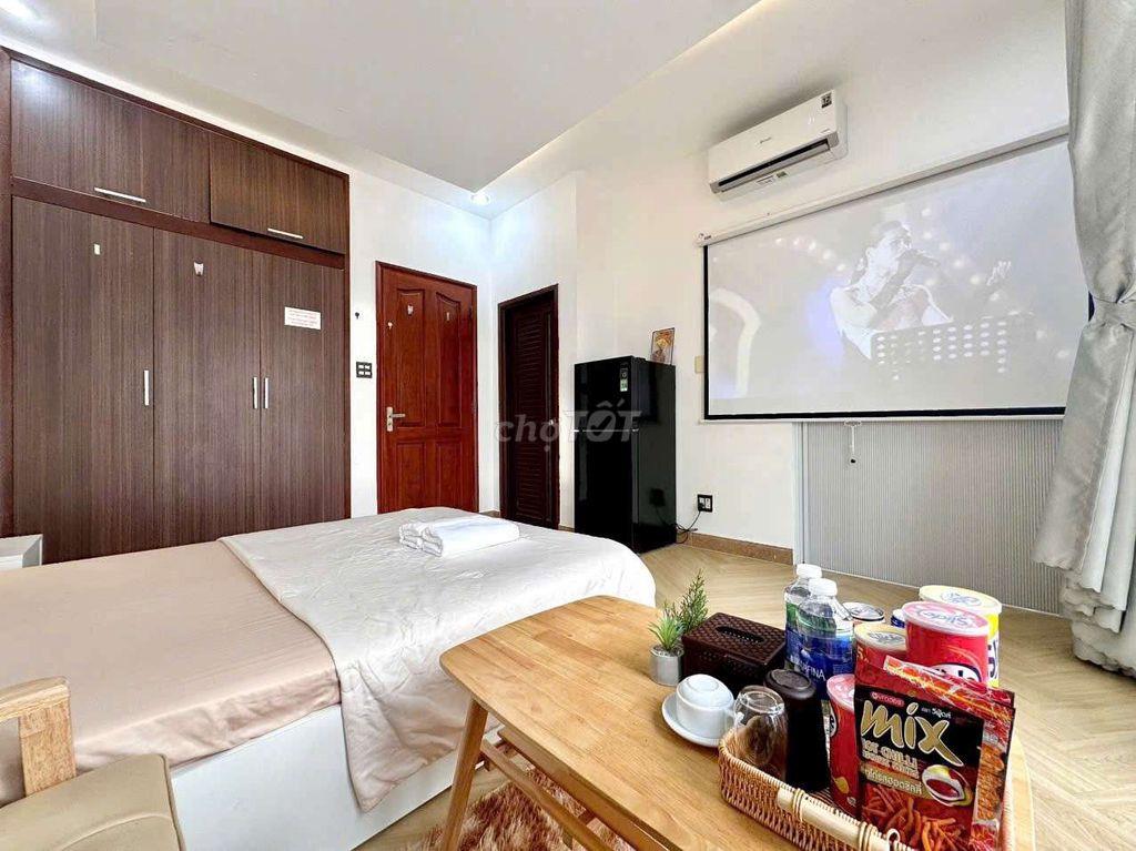 🔥 Nhà Thuê - Studio Bancony mới ngay Phan Đăng Lưu, ngã 4 Phú Nhuận