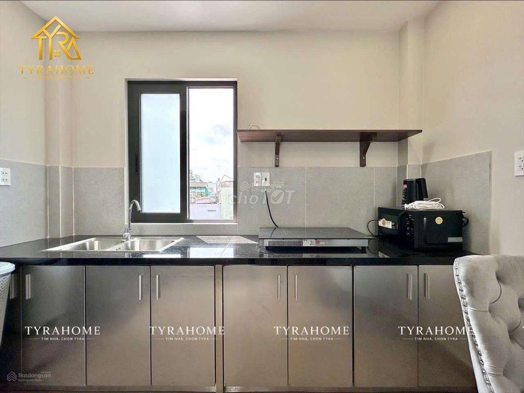 Nhà Tớ căn Bancony mới - ngay Phú Nhuận trung tâm tiện di chuyển