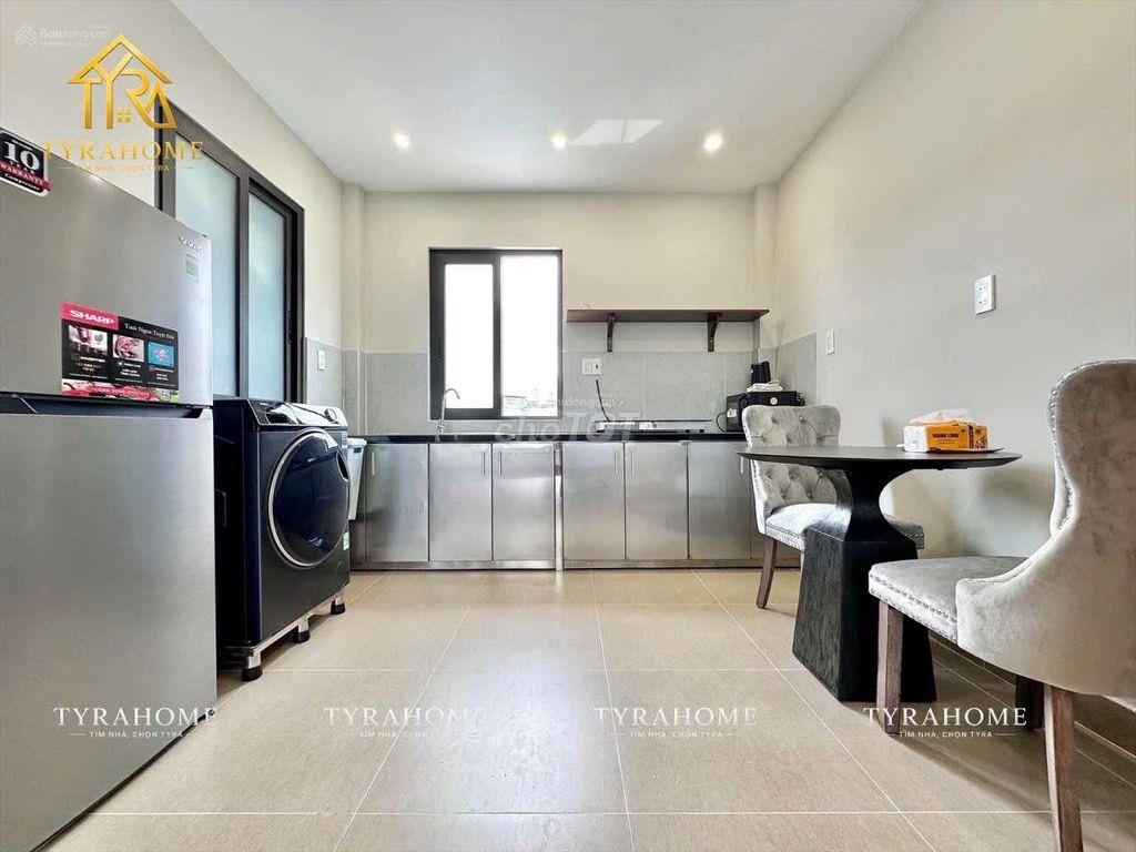 Nhà Tớ căn Bancony mới - ngay Phú Nhuận trung tâm tiện di chuyển