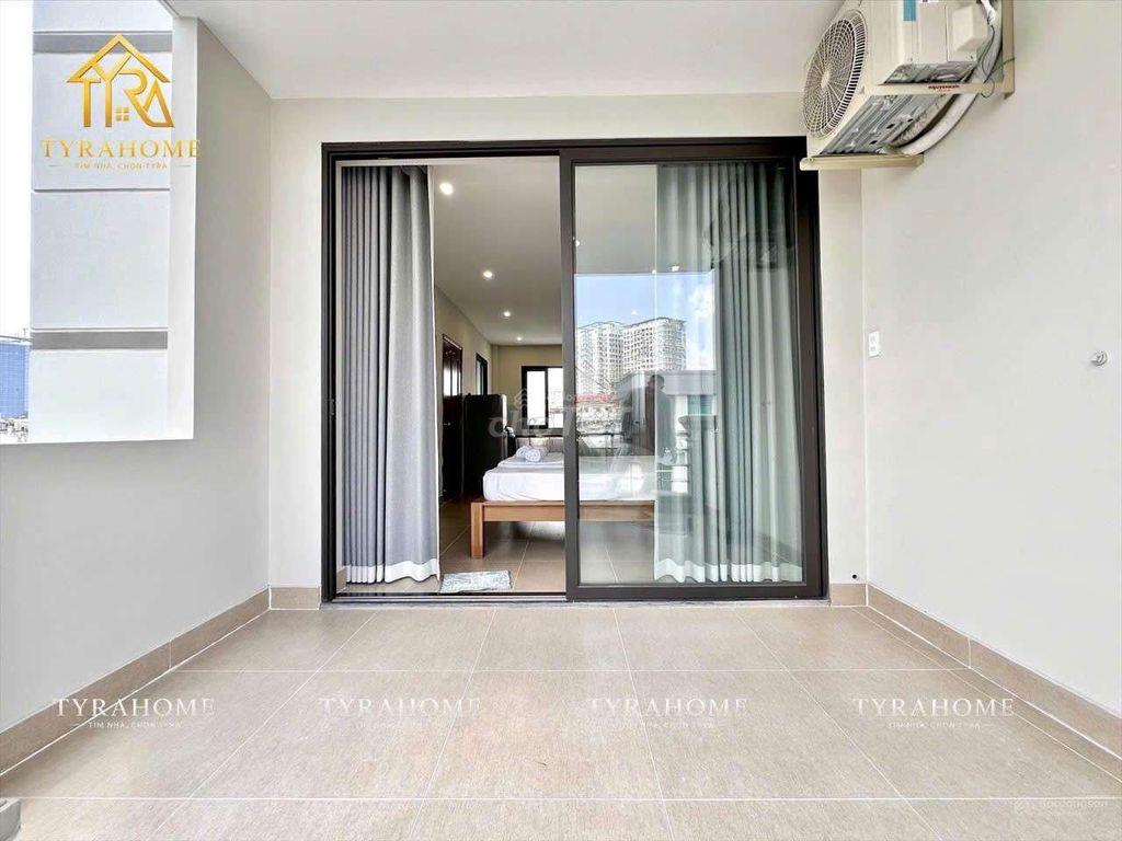 Nhà Tớ căn Bancony mới - ngay Phú Nhuận trung tâm tiện di chuyển