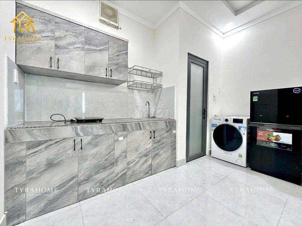 Nhà tớ - vừa trống lại căn 1PN riêng có thang máy ngay Trần Hữu Trang