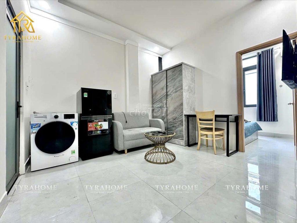 Nhà tớ - vừa trống lại căn 1PN riêng có thang máy ngay Trần Hữu Trang