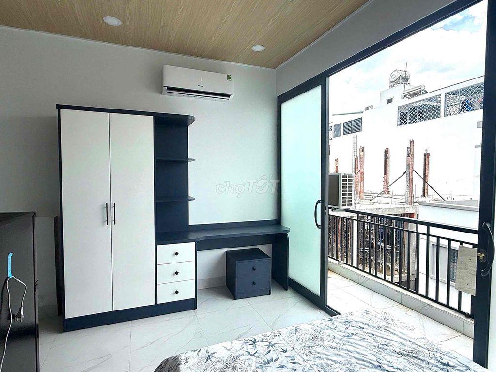 Căn Hộ Ban Công Thang Máy giá rẻ