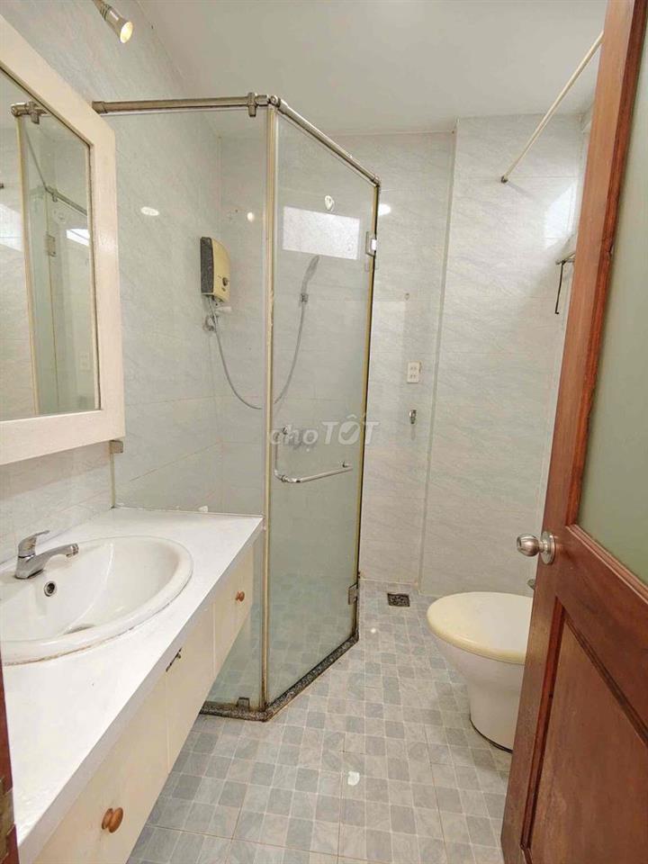 ✨ Căn Hộ 1 Phòng Ngủ ngay ngã tư Phú Nhuận - Thang máy hầm xe rộng