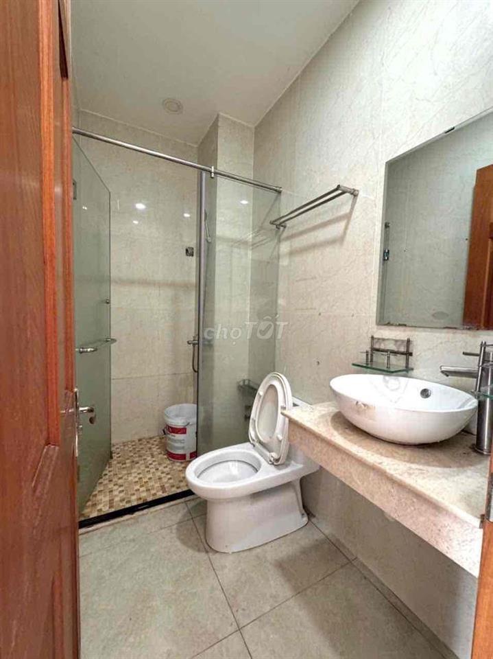 Cho Thuê Căn Hộ Studio Ban Công Thang Máy