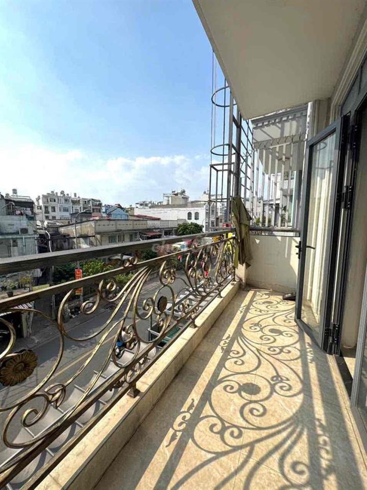 Cho Thuê Căn Hộ Studio Ban Công Thang Máy