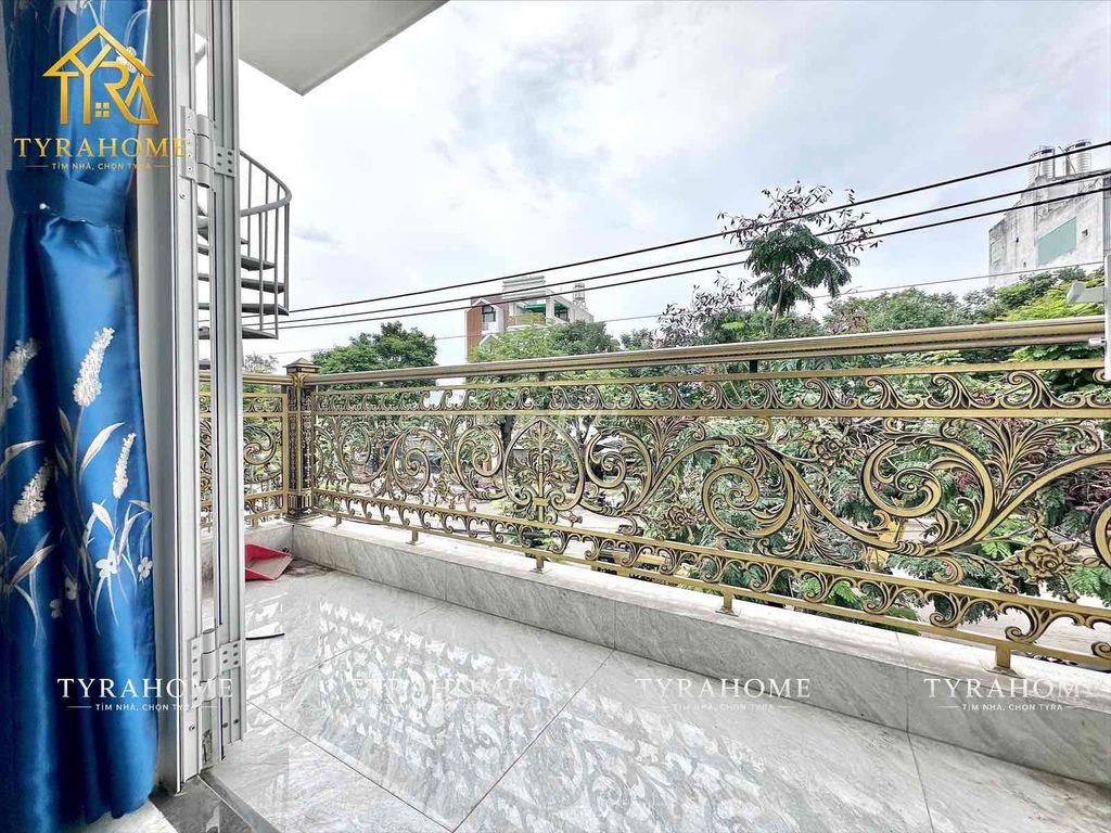 CĂN HỘ BALCON GẦN CƠ SỞ 3 VĂN LANG - MÁY GIẶT RIÊNG - THANG MÁY