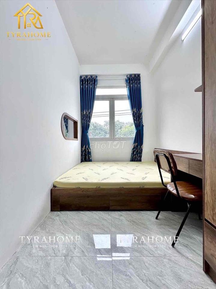 CĂN HỘ BALCON GẦN CƠ SỞ 3 VĂN LANG - MÁY GIẶT RIÊNG - THANG MÁY