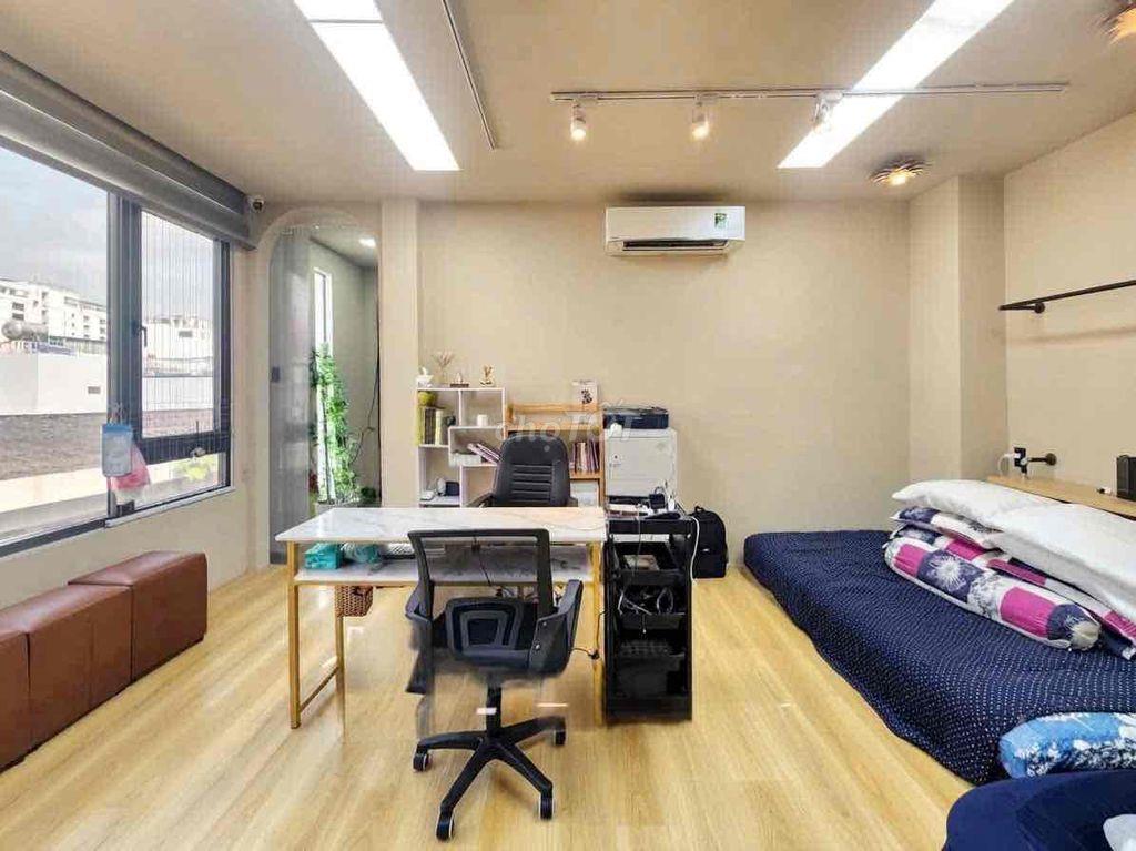 căn 1 phòng ngủ tách bếp 40m2 cửa sổ thoanga