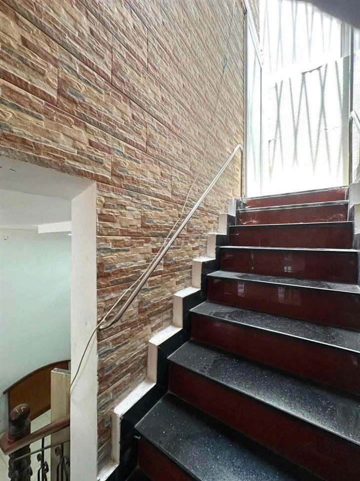 Cho thuê căn 2pn phù hợp ở kinh doanh onl Nguyễn gia trí