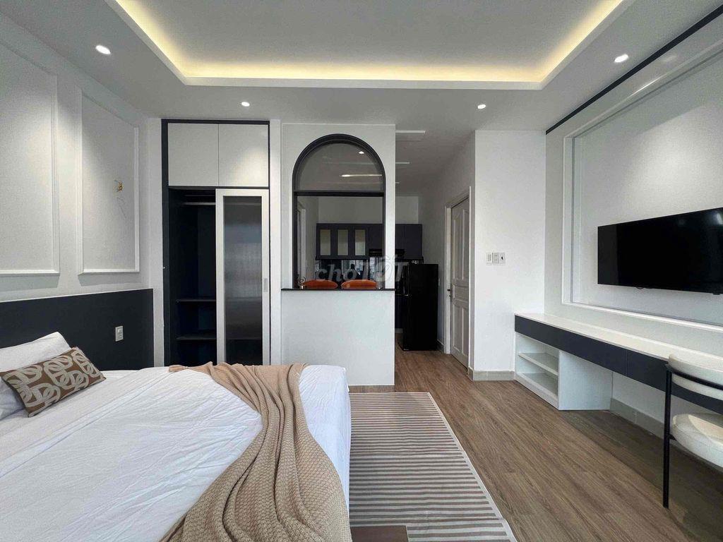 Chính Chủ CHO THUÊ GẤP CĂN HỘ 1PN ngay HAI BÀ TRƯNG NEW LUXURY