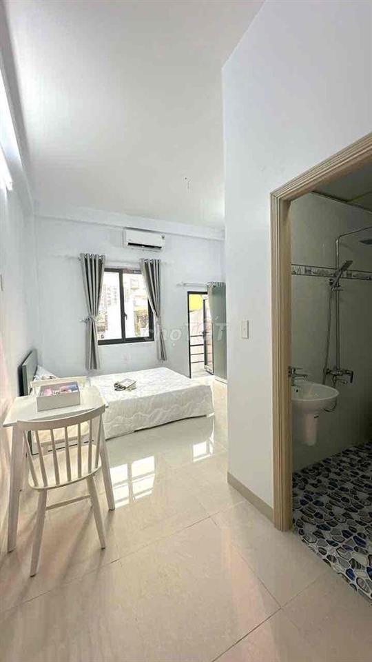 STUDIO BAN CÔNG + CỬA SỔ ĐÓN NẮNG – NGUYỄN KIỆM