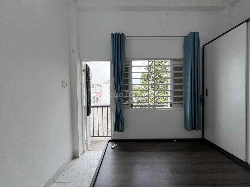 🔥 STUDIO GIÁ MỀM CÓ BAN CÔNG – GẦN ĐH, DI CHUYỂN QUẬN 1 DỄ DÀNG