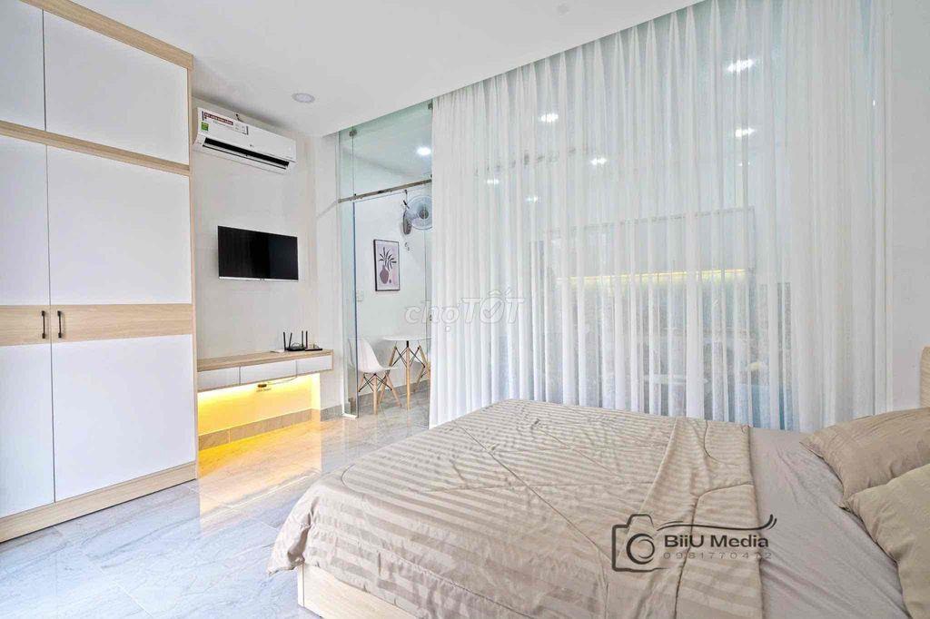 Căn hộ 1PN - Thích Quảng Đức - Full nội thất, ban công, tách bếp