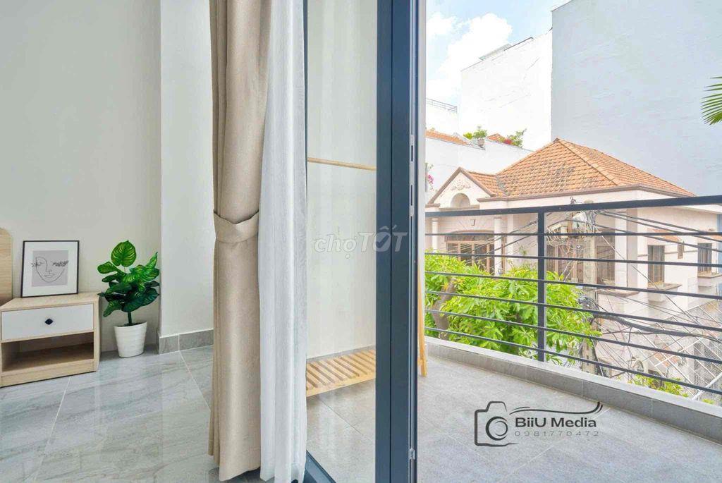 Căn hộ 1PN - Thích Quảng Đức - Full nội thất, ban công, tách bếp